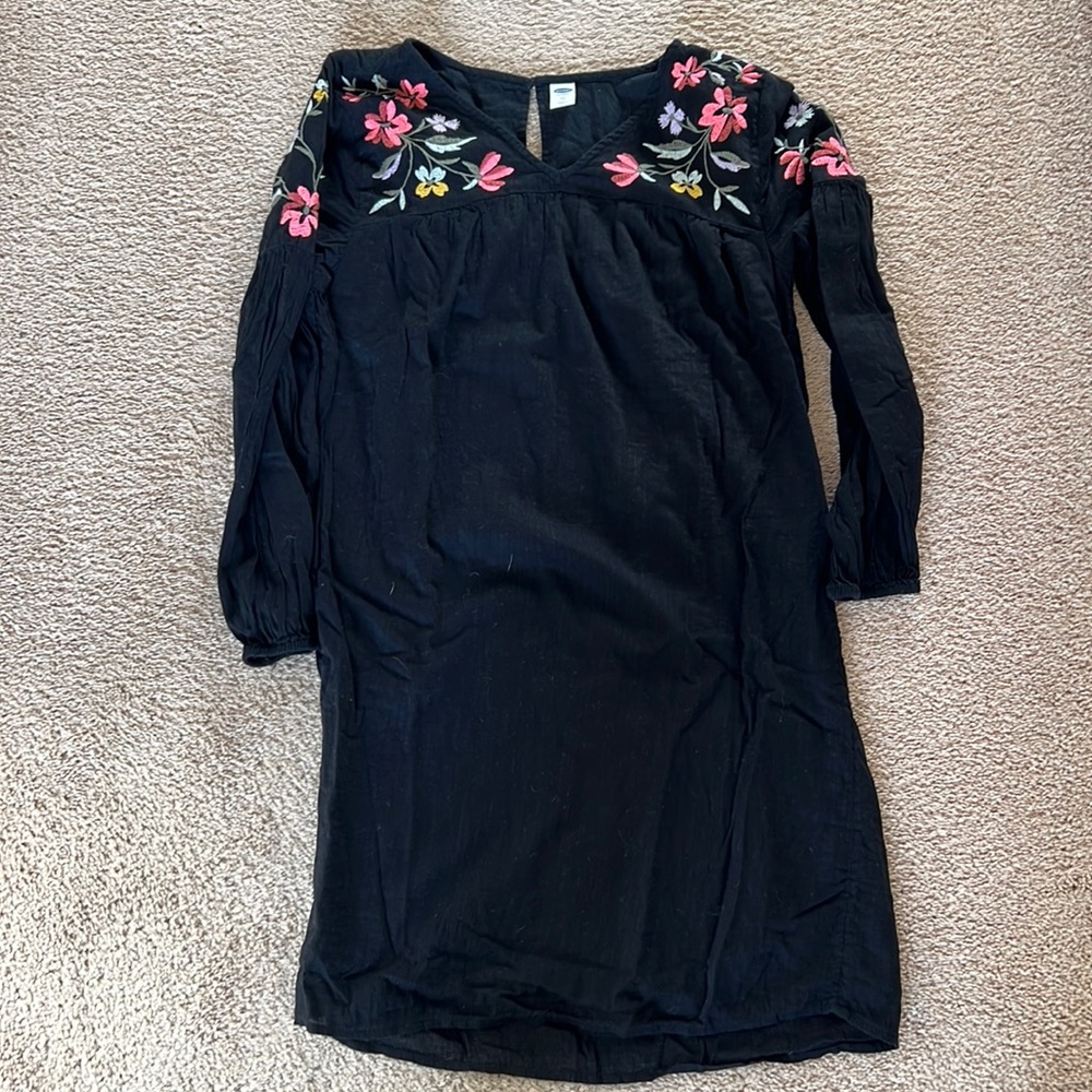 OLD NAVY BLACK MINI DRESS
